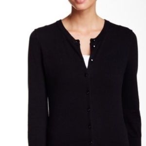 Cable & Gage Classic Little Black Sweater